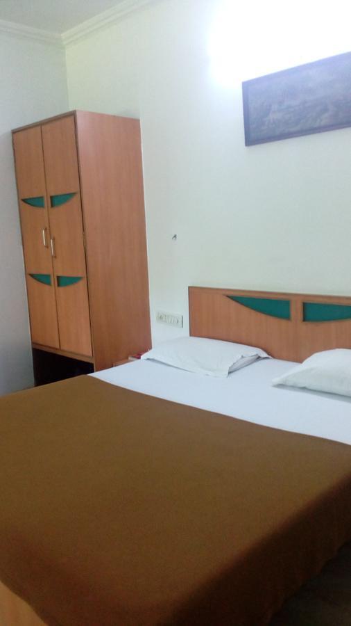 Hotel Rajdhani Lonavala Extérieur photo
