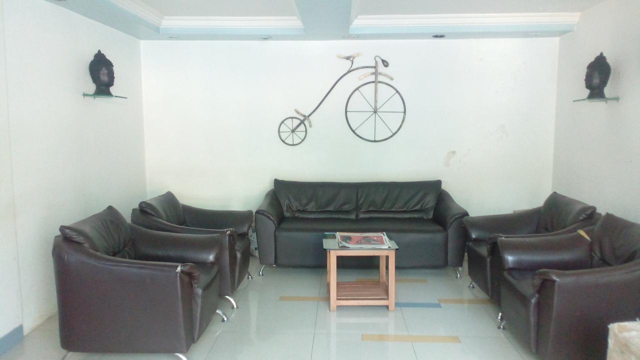 Hotel Rajdhani Lonavala Extérieur photo