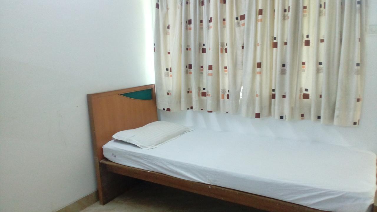 Hotel Rajdhani Lonavala Extérieur photo